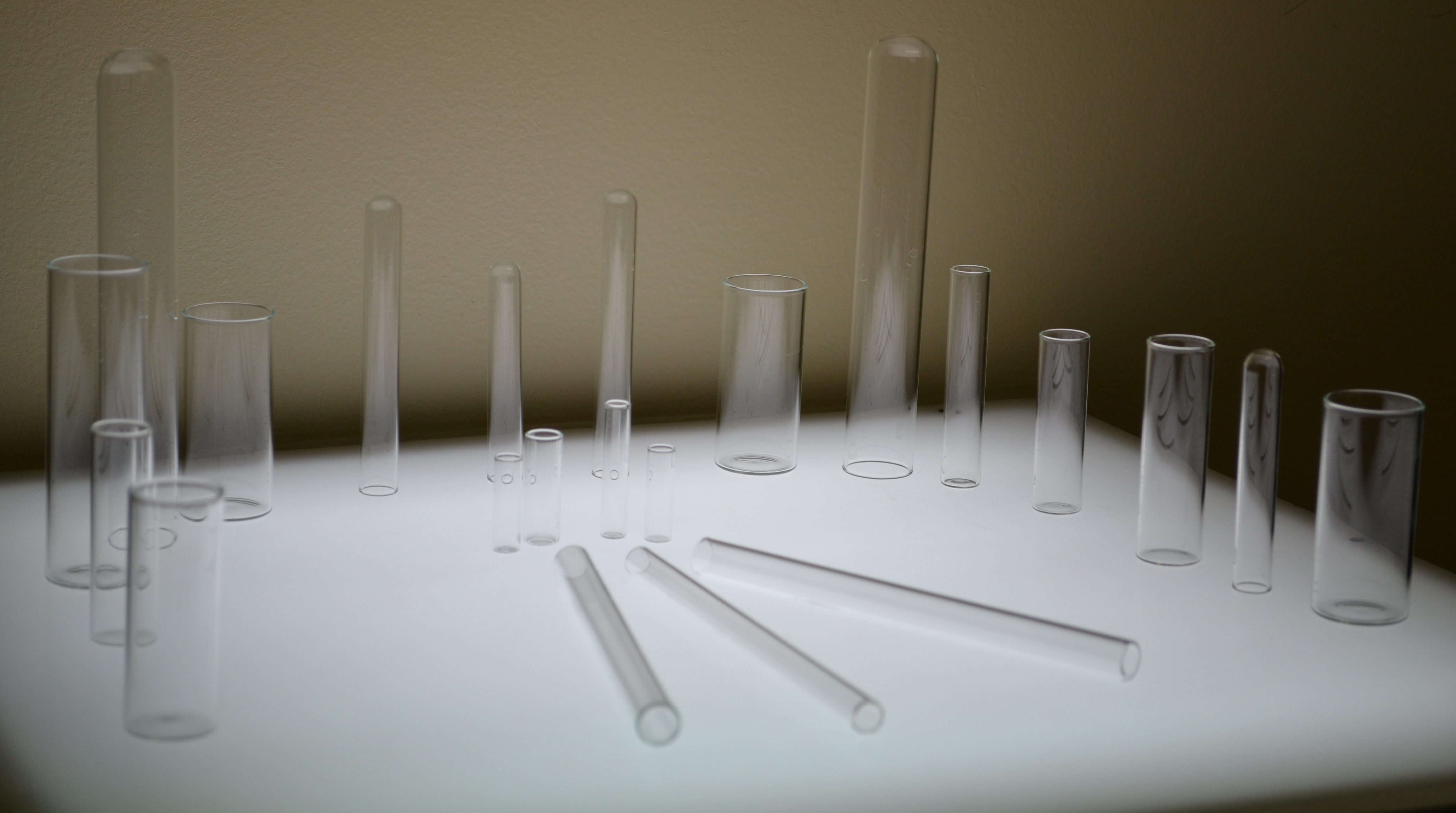 scientific glass Scientific glass products we have extensive experience with most standard scientific and laboratory glassware, as well as a long history of designing and building custom borosilicate tools. scientific glass Scientific glass products we have extensive experience with most standard scientific and laboratory glassware, as well as a long history of designing and building custom borosilicate tools.